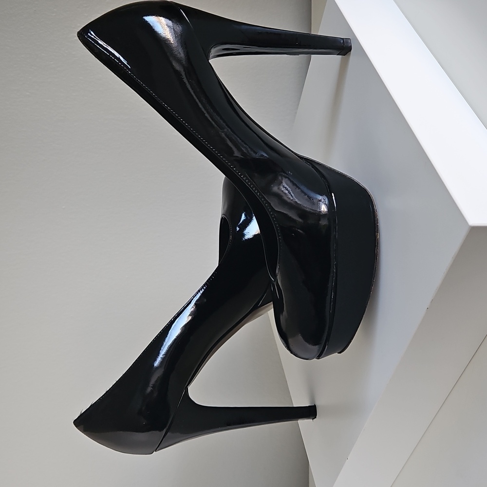 STUART WEITZMAN Elegant Black Women's Patent Leather Heels Size US 9 - Picture 7 of 9
